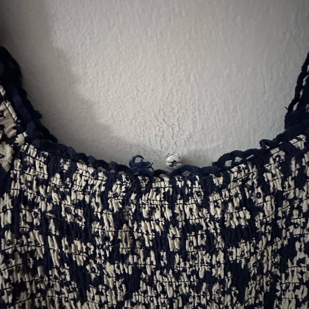 Floral black and cream Women's Top - Picture 4 of 5